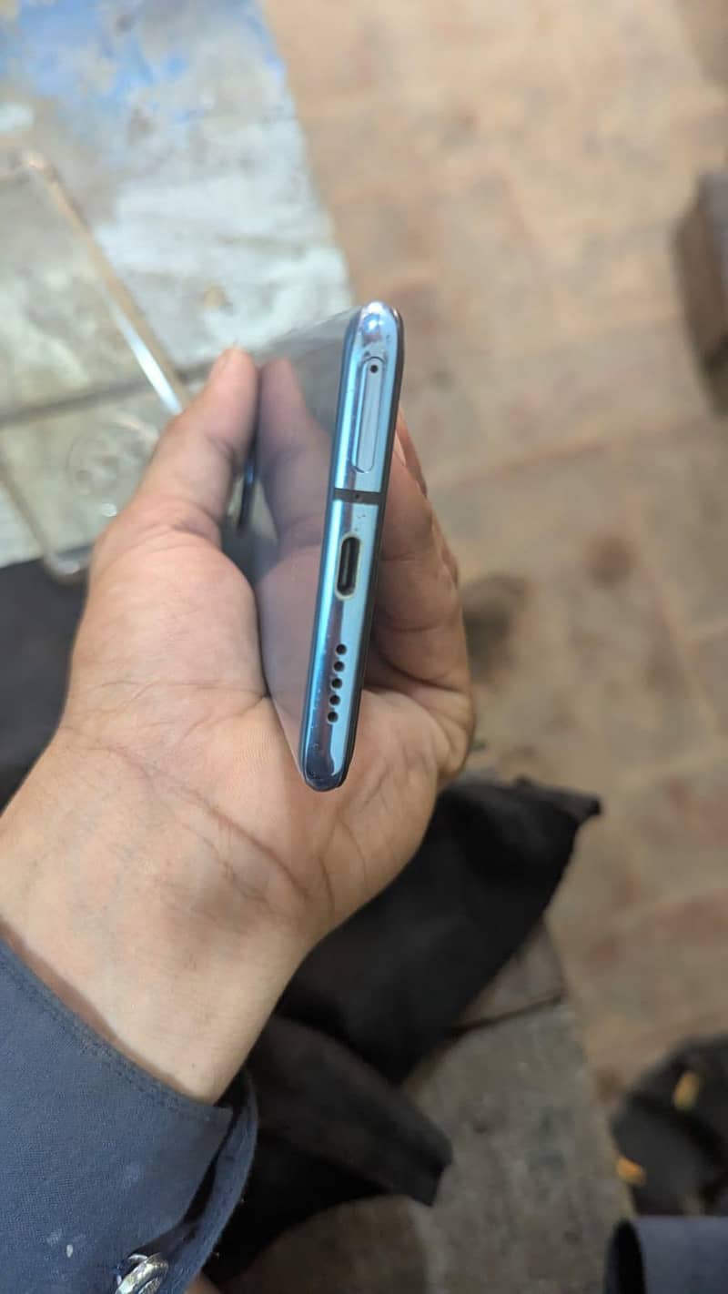 One Plus 7T 3