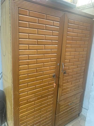 Double door cubboard