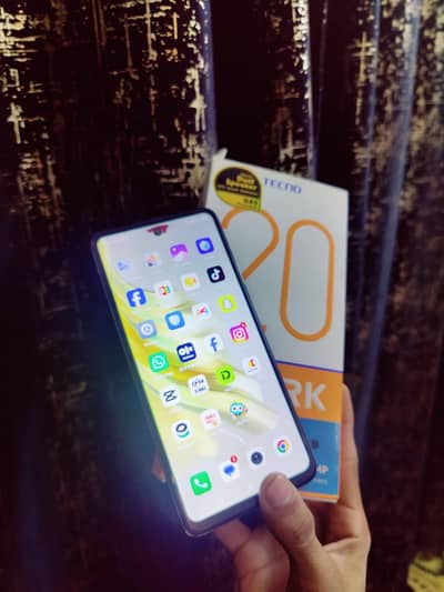 Tecno Spark 20