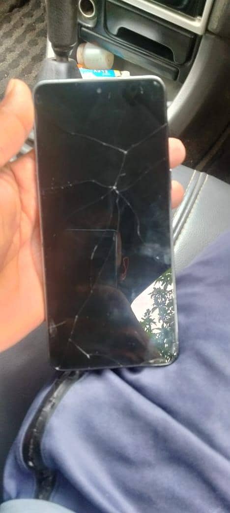 One Plus 10T 1