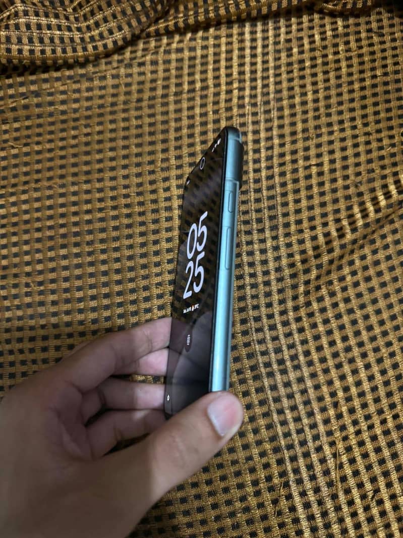 Google Pixel 8 1