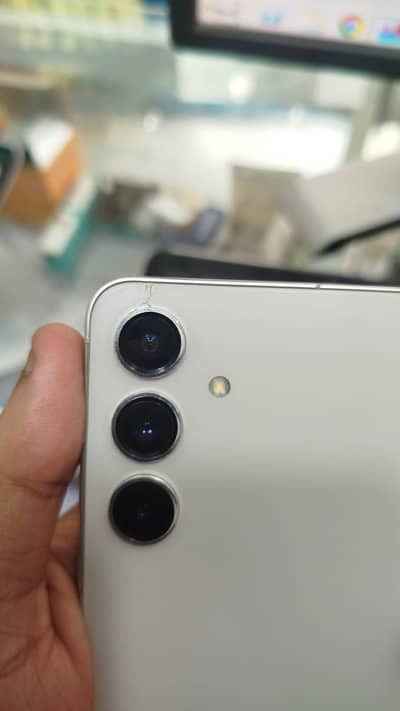 Samsung Mobile S24