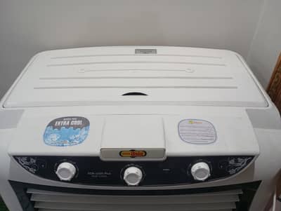 Air and room cooler