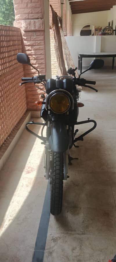 Yamaha YBR 125 G (Best ever Bike for sale)