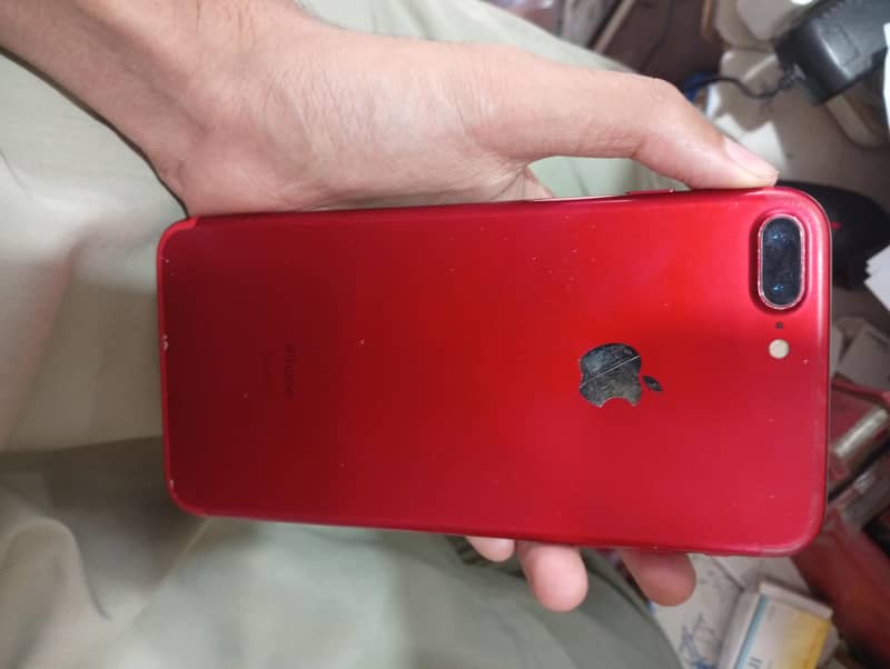 Apple iPhone 7 Plus 1