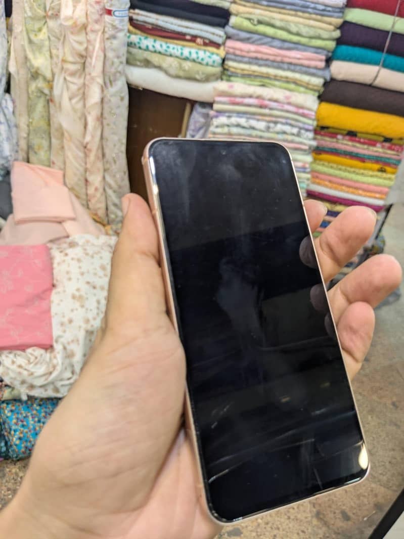 Google Pixel 8 1