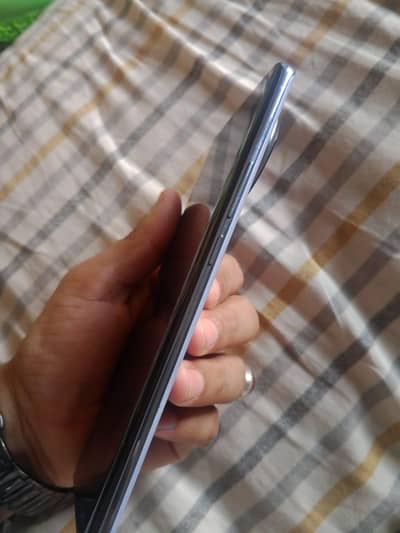 Tecno CAMON 30S