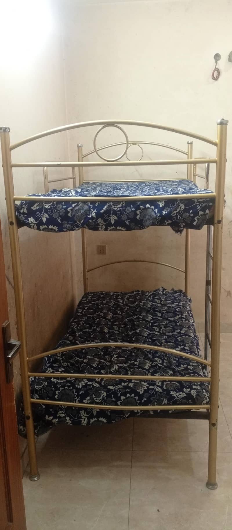 bed. . 0