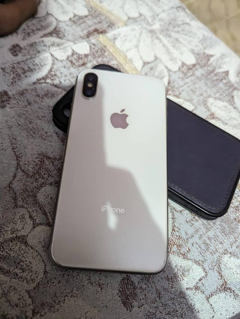 Apple iPhone X 1