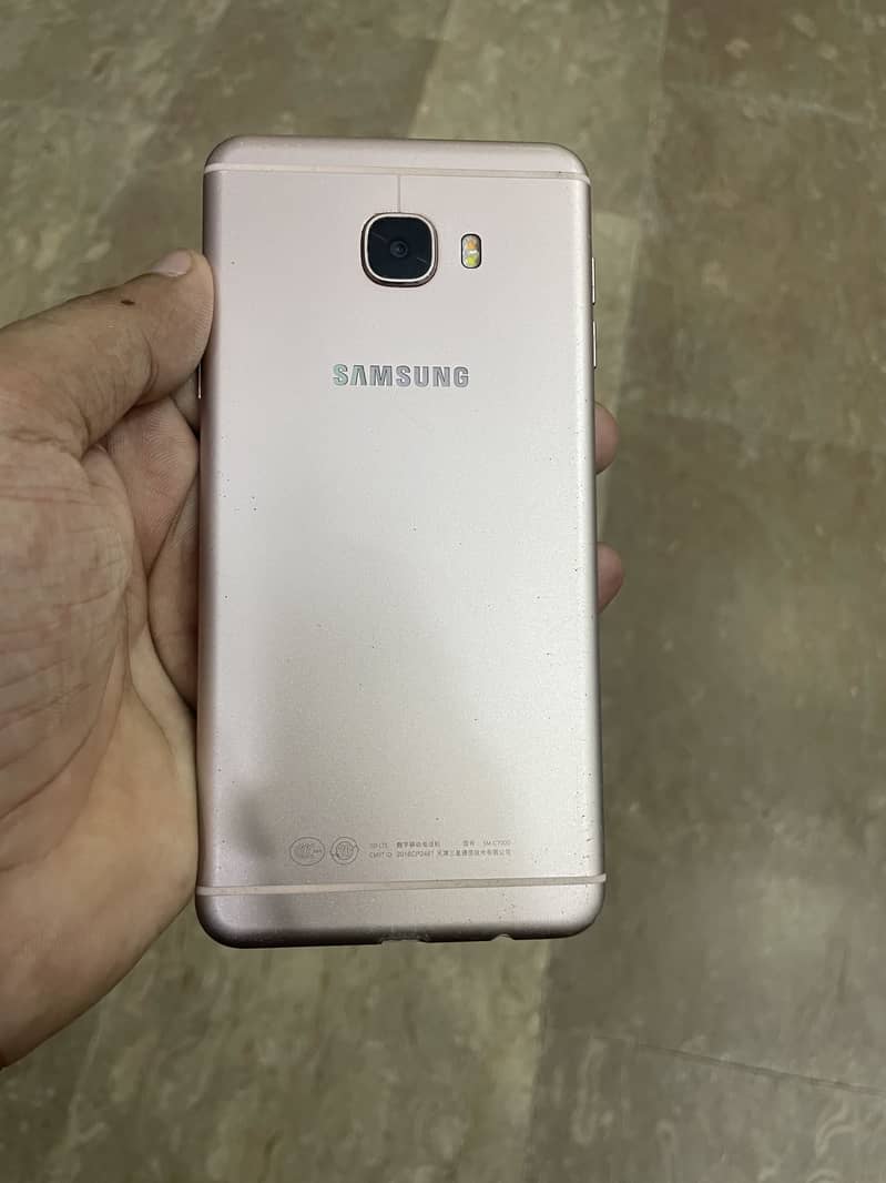 Samsung Mobile C7 4