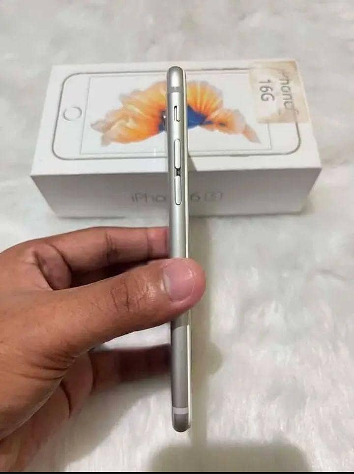 Apple iPhone 6S Plus 1