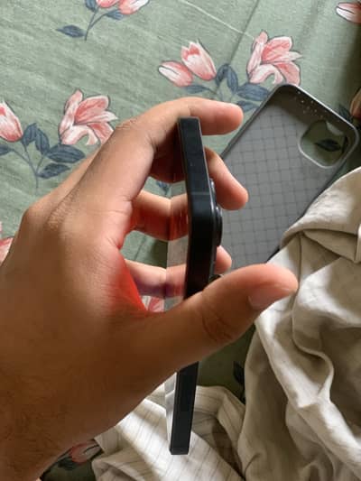 Apple iPhone 14