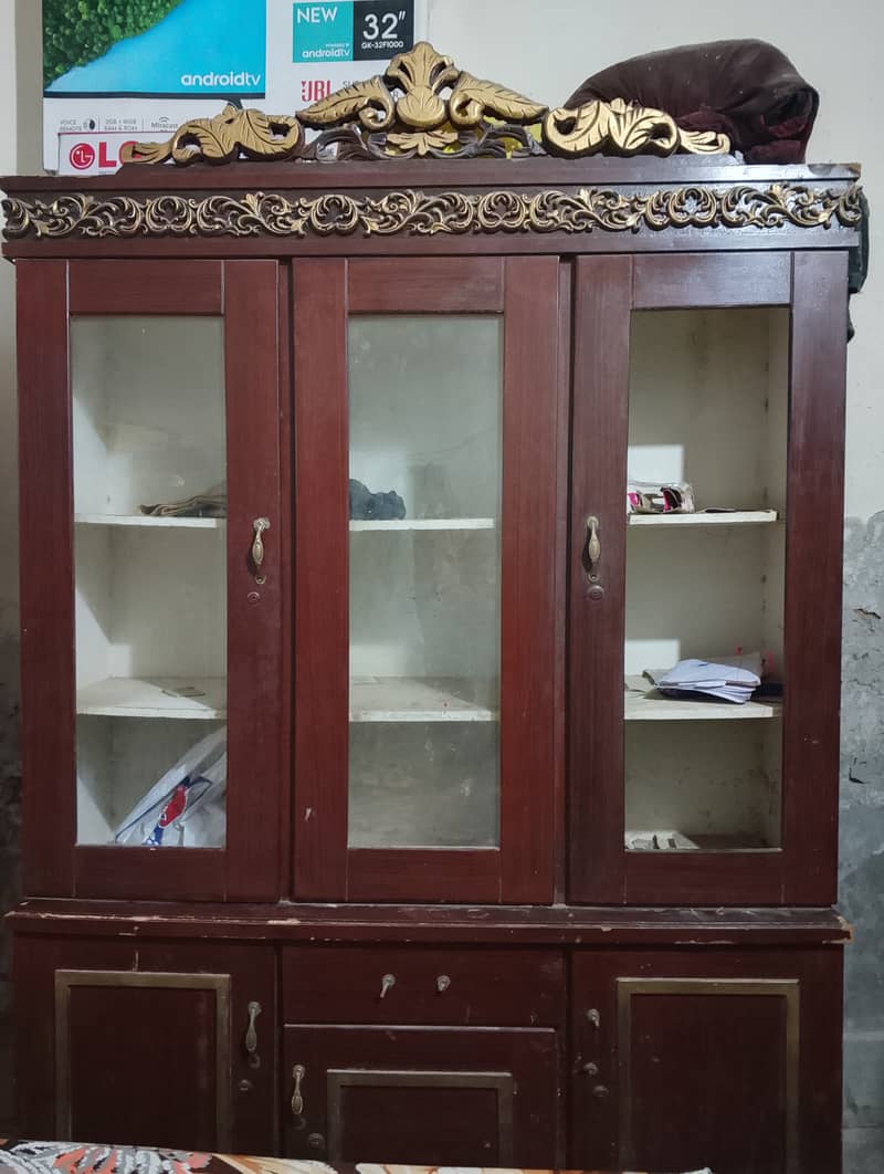 Kitchen cabinet.   (برتنوں کی الماری فروخت کے لیے) 0