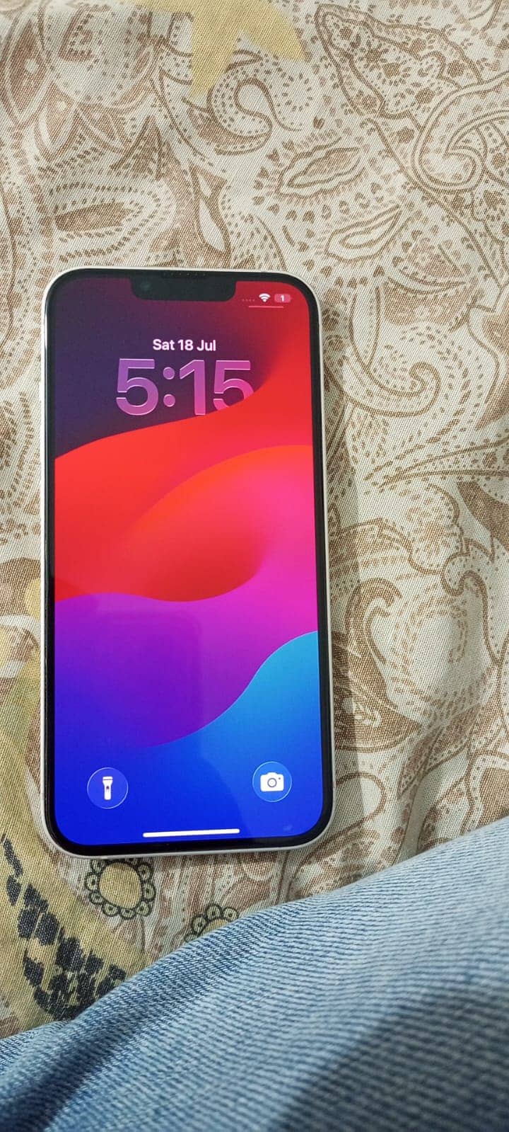 Apple iPhone 13 3
