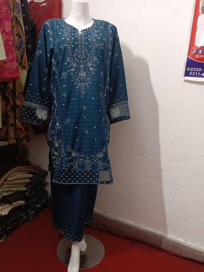 Pure Lawn 2 Pcs Embroidery Work