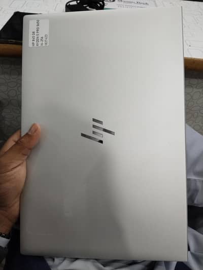 HP elitebook g8 Ryzen 5 pro