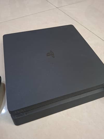 Playstation 4 Available with 2 Remotes 11-12 Disc Games