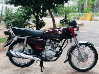 Honda CG-125 (Model 2018) Genuine Condition