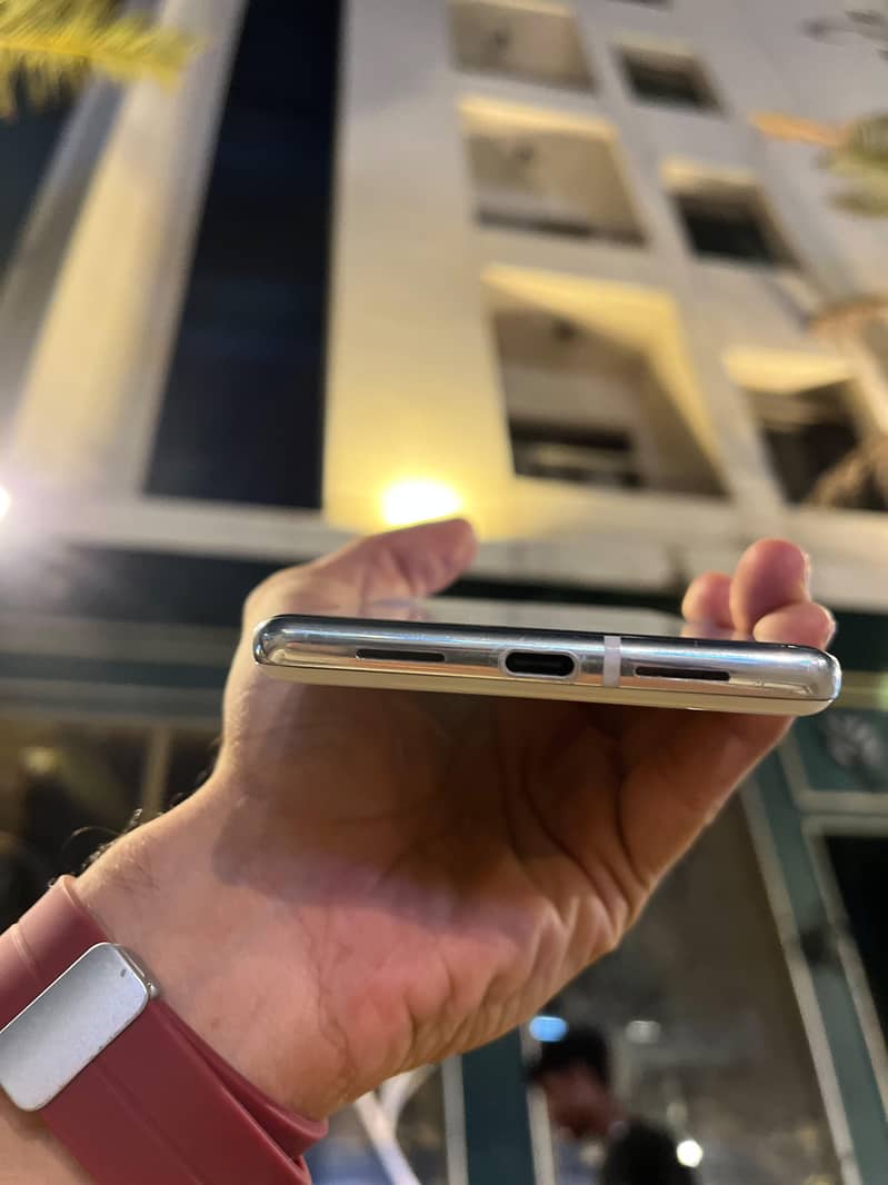 Google Pixel 6 Pro 2