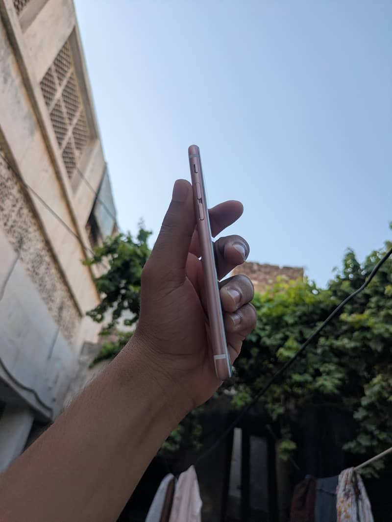 Apple iPhone 6S 2