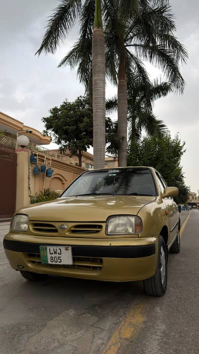 Nissan March 2006
