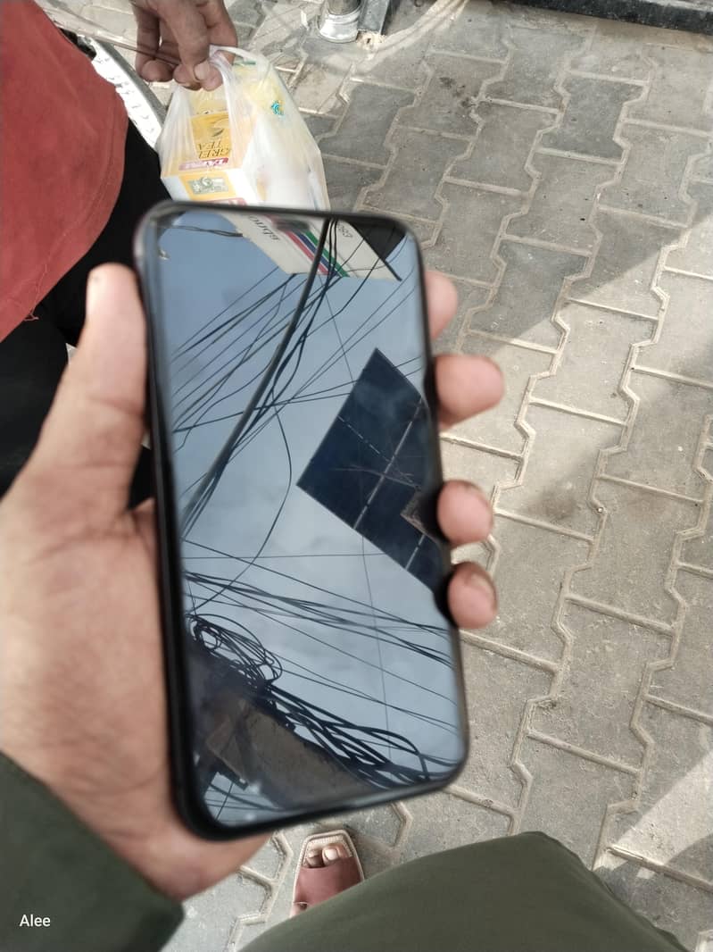 Apple iPhone 11 1
