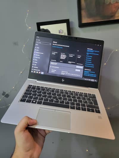 HP LAPTOP- AMD RYZEN 5 PRO- 8gb DDR4 Ram with 1gp Graphics card