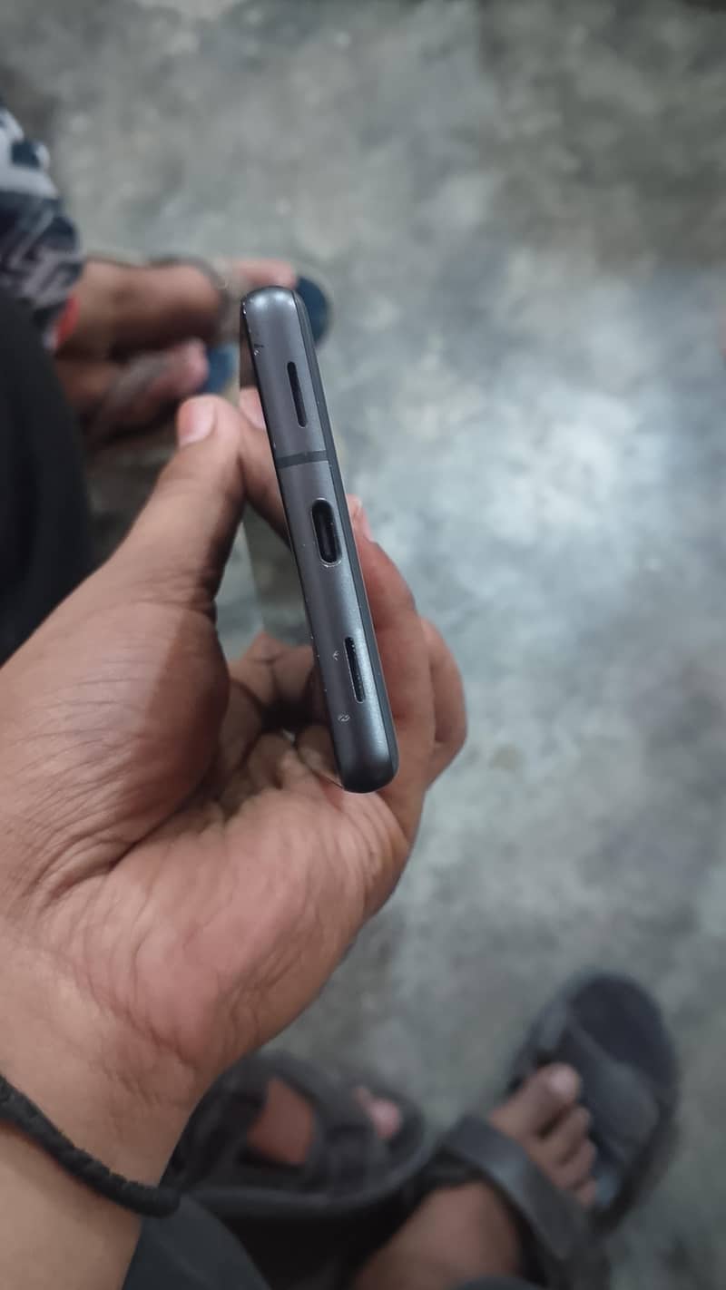 Google Pixel 7A 2