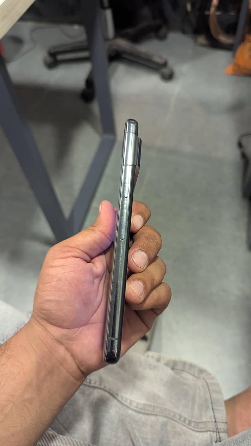 Google Pixel 8 Pro 6