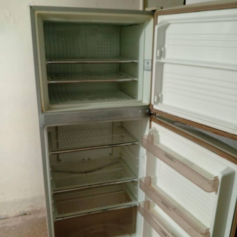 Refrigerator 1