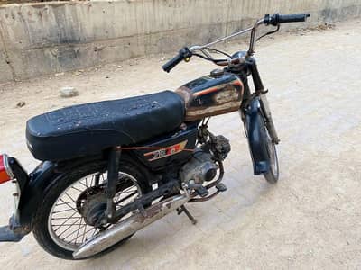 I want to sale my hona cd70 1983 model 1st owner