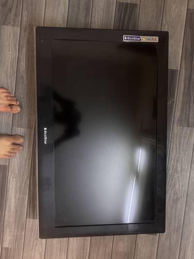 Excellent Condition LCD TV for Sale