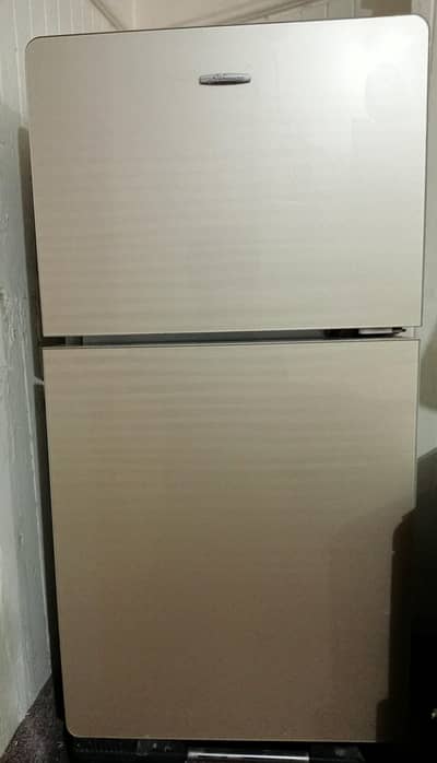 Dawlance Signature small Double Door Refrigerator