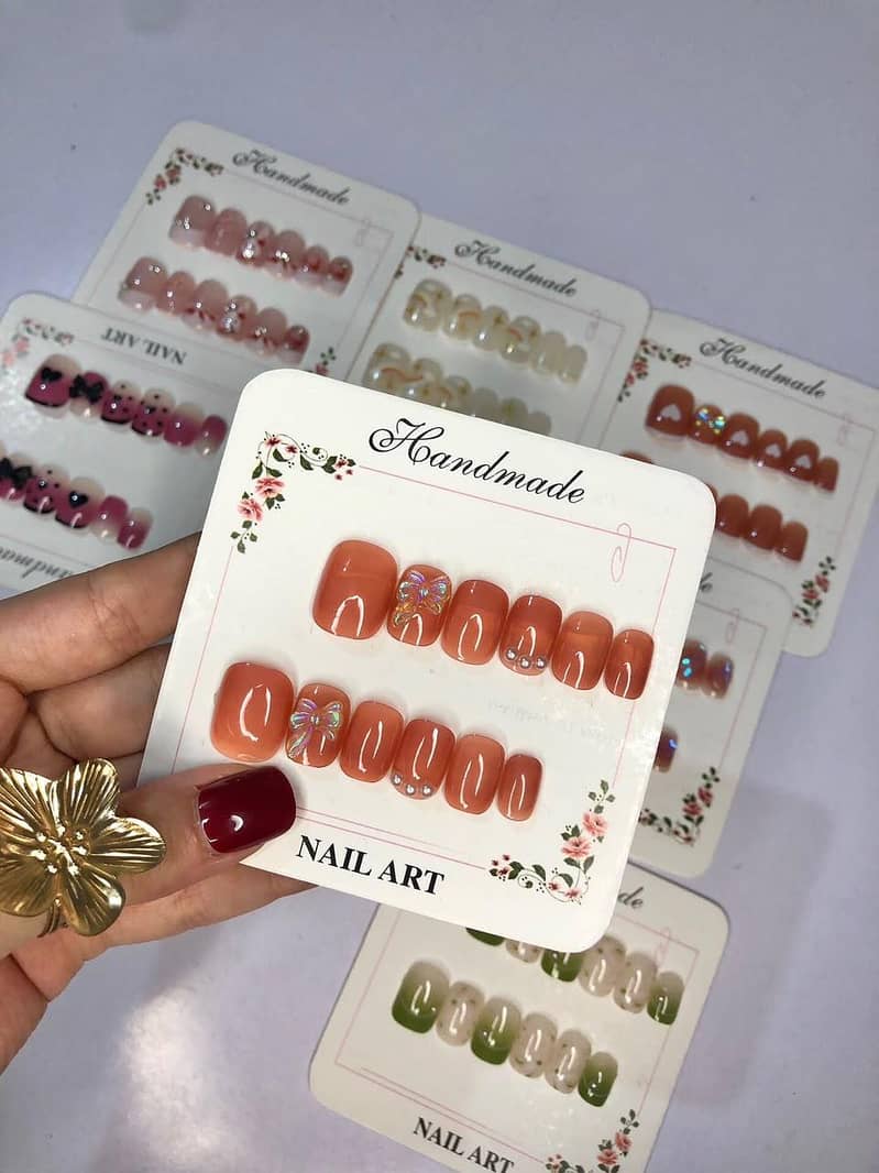 24 pcs nails 3