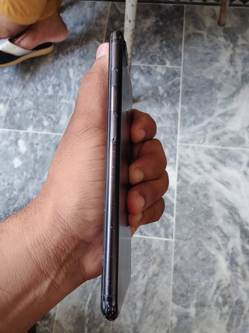iPhone 7 Plus 8