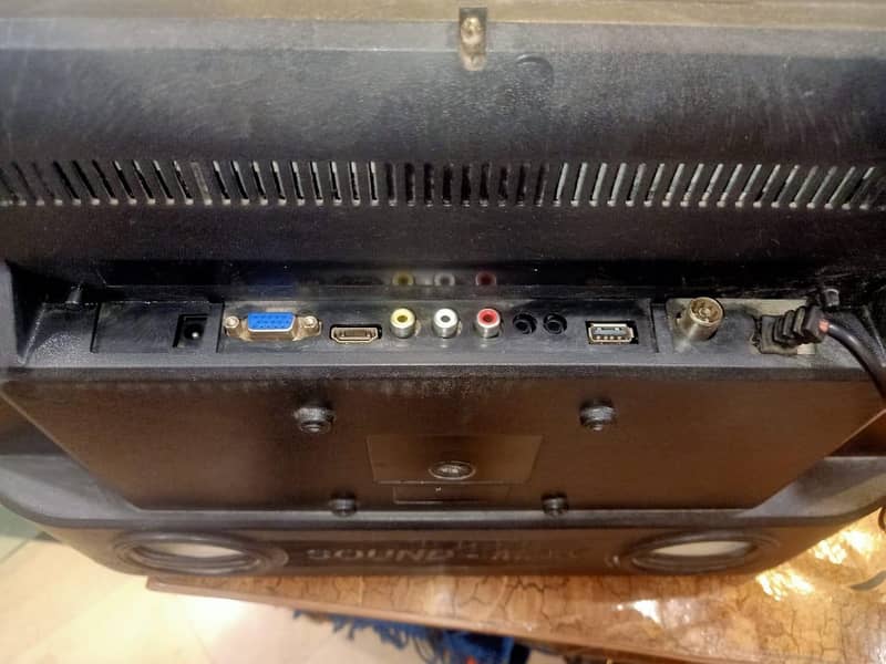 LCD tv 1