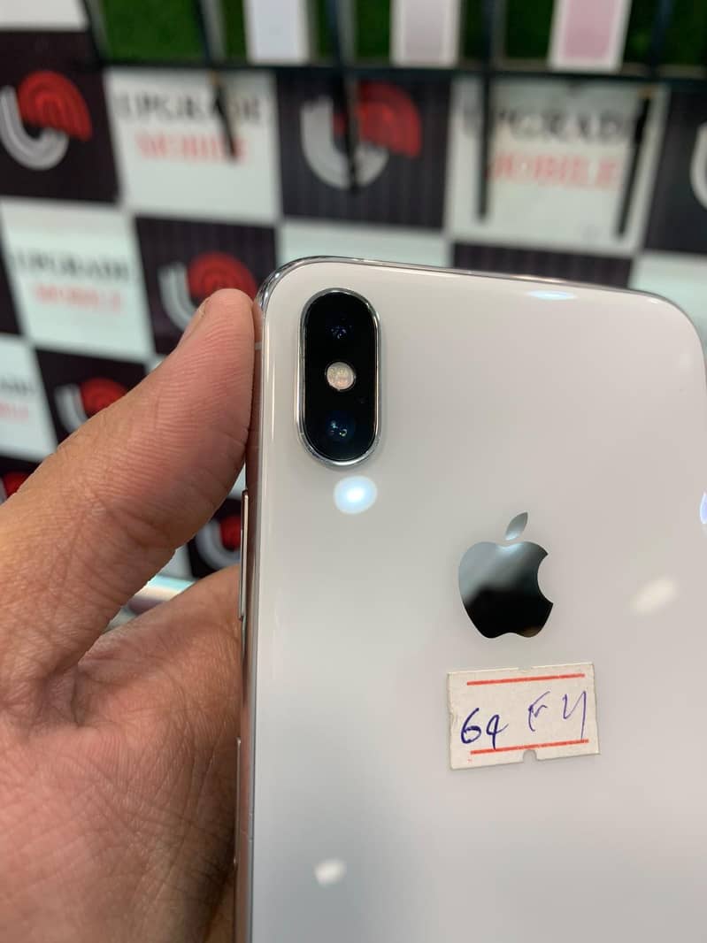 Apple iPhone X 3