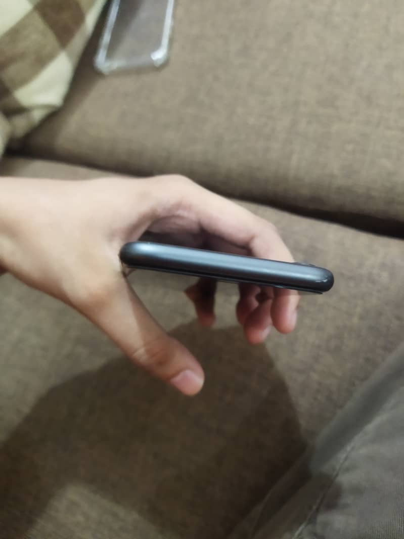 iPhone 8 5