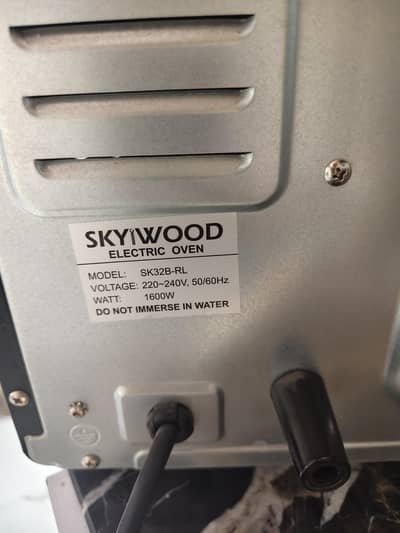 skywood brand new oven