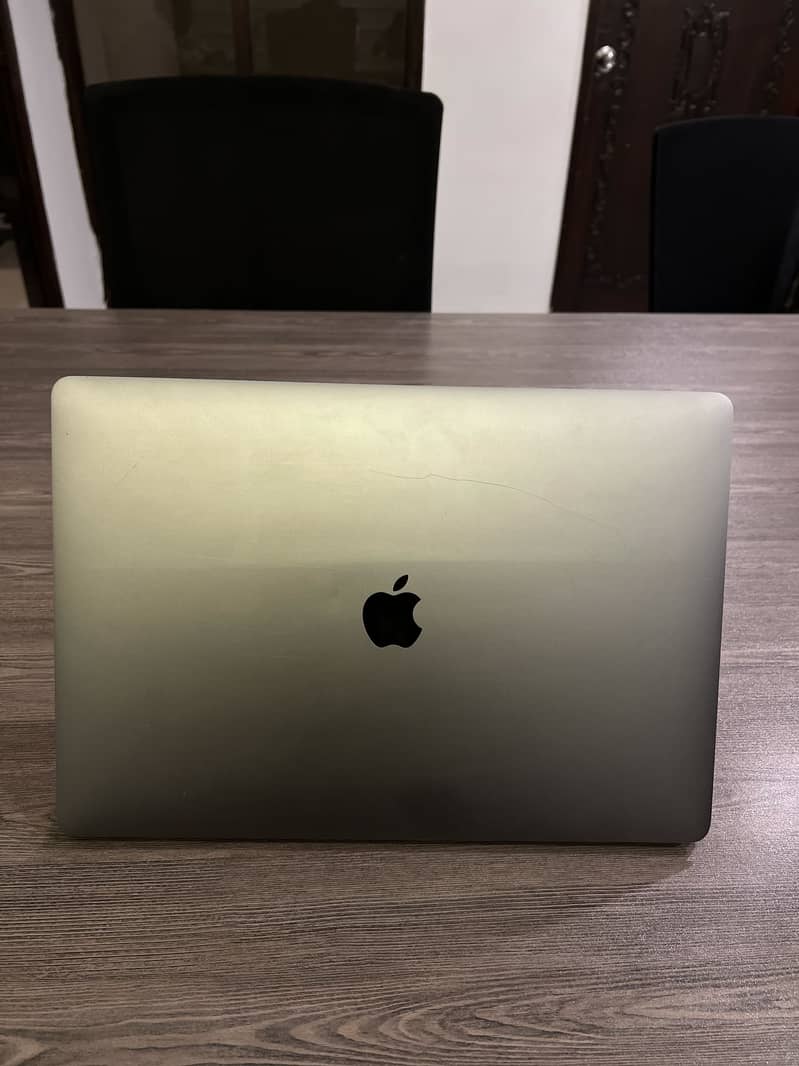 MacBook Pro 1