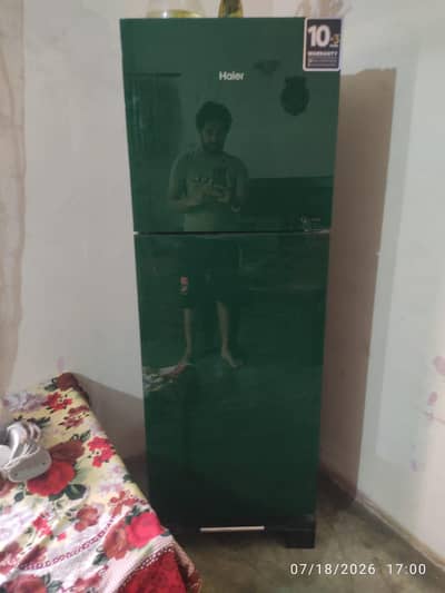 Pell or haier frigh new condition