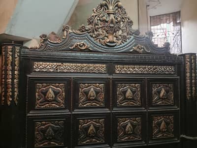 chinoti king bed