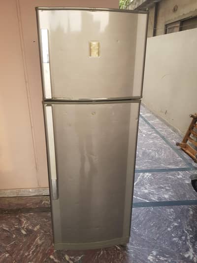 Dawlance medium size refrigerator