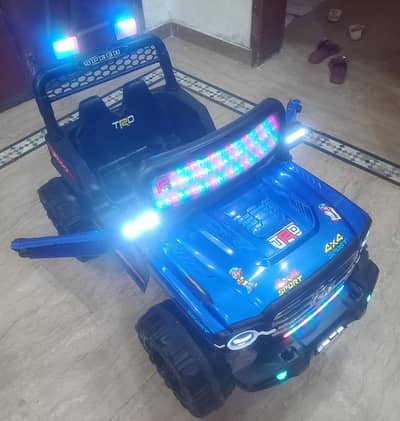 Toyota Kids jeep car with Bluetooth and Swing mode/Runing condition