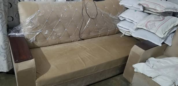 5 seater sofa almost new