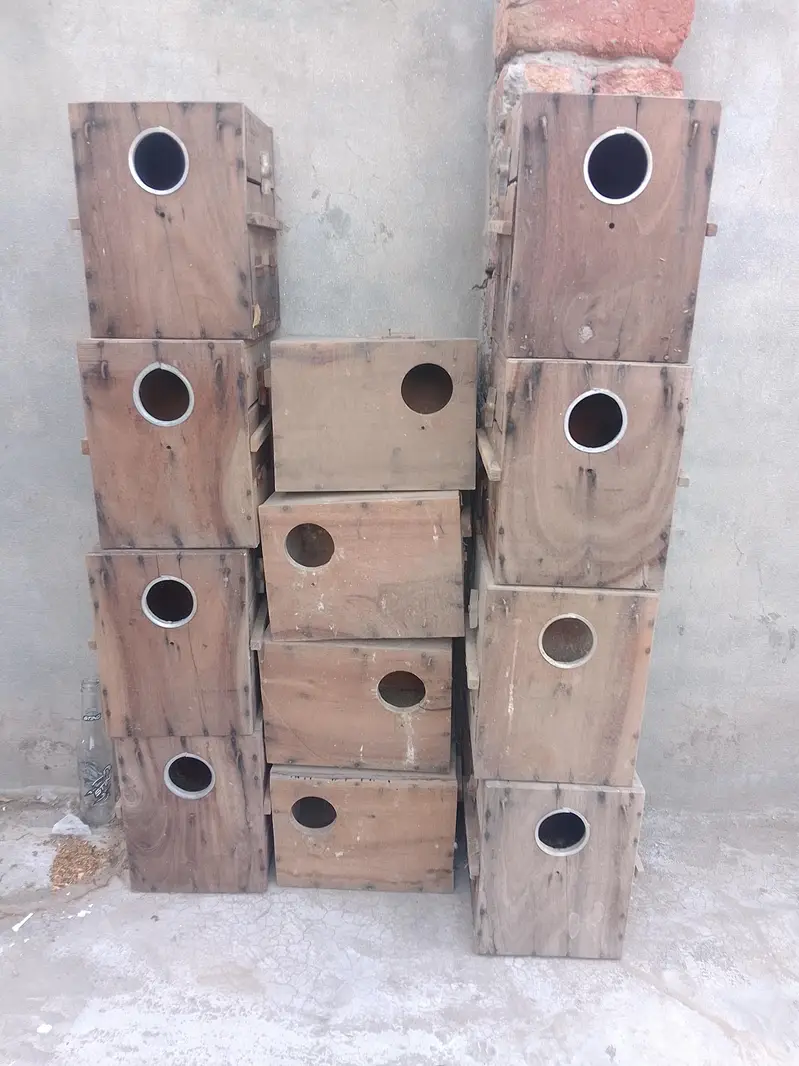 3by 1,5 ka angale cage ha 4khana Wala partition be ha 8khana ho jata h — photo 7