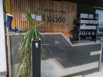 Shop counter