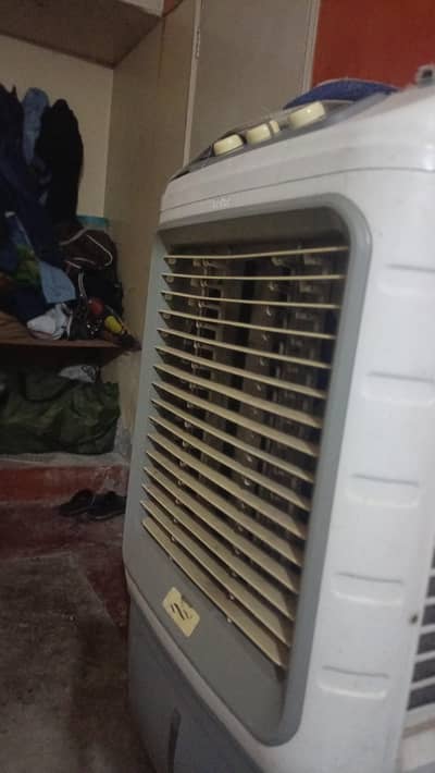 Royal Room Cooler for Sale (Used)