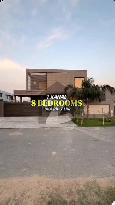 1 KANAL ELEGANT AND FULLY MAINTAINED SUPER HOT LOCATED BUNGALOW IS AVAILABLE IN THE BEST BLOCK OF DHA LAHORE.