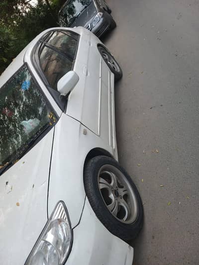 Honda Civic EXi 2005